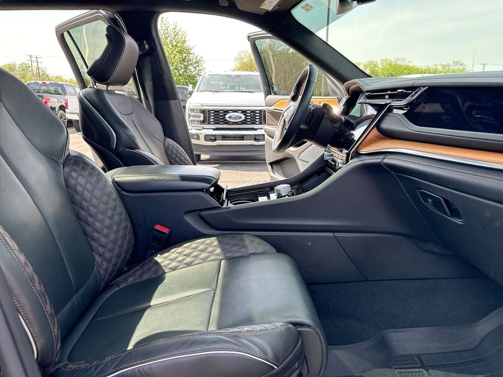 2023 Jeep Grand Cherokee L Summit