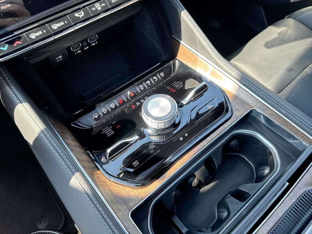 2023 Jeep Grand Wagoneer Series II