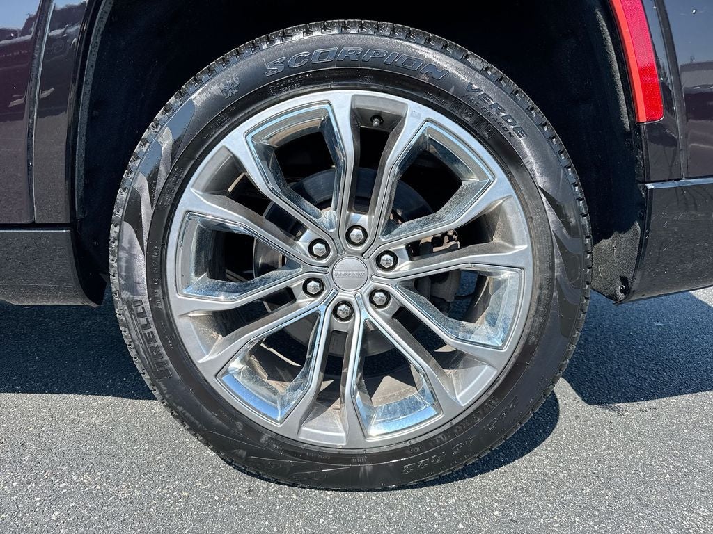 2023 Jeep Grand Wagoneer Series II