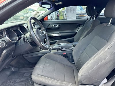 2016 Ford Mustang V6