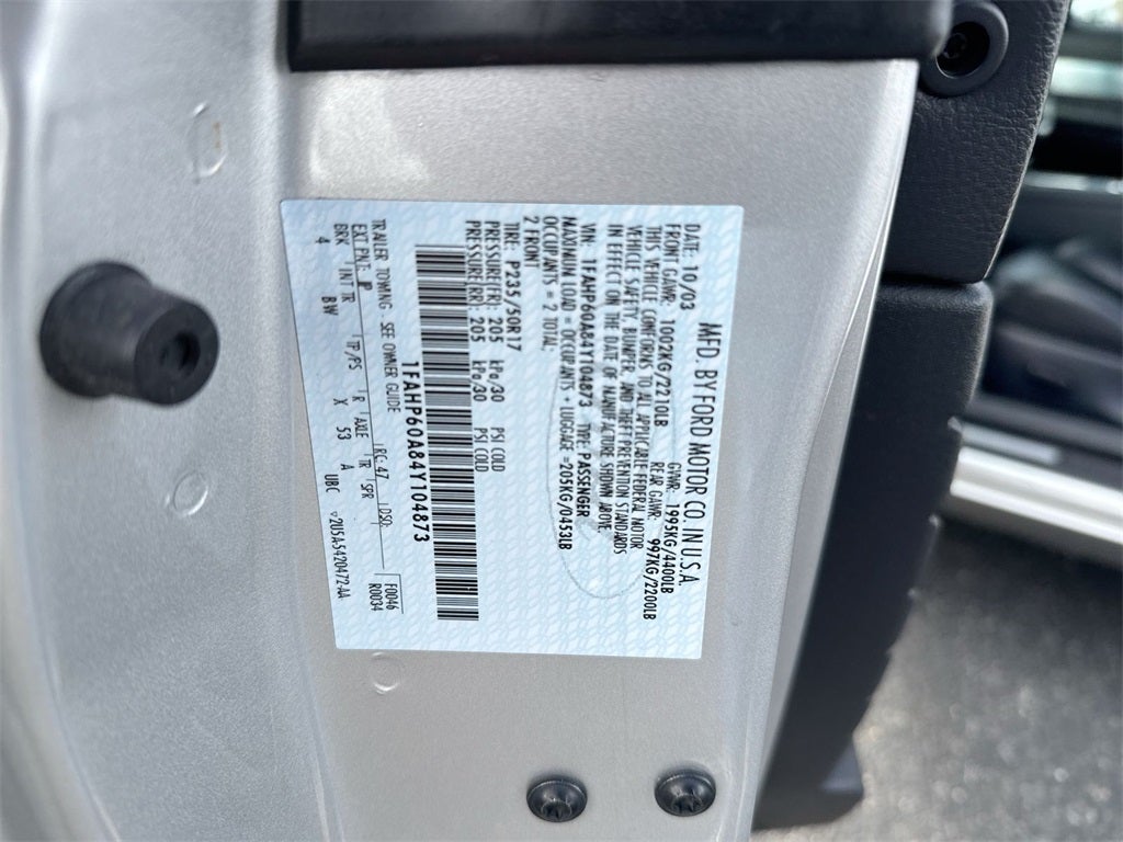 2004 Ford Thunderbird Base