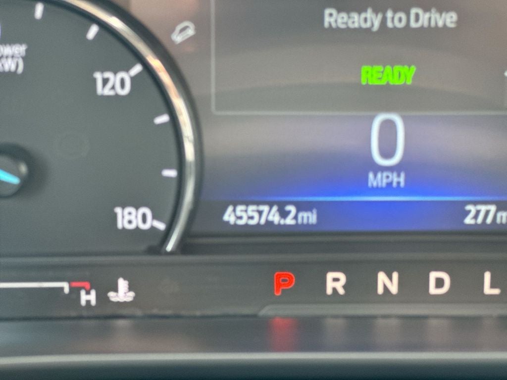 2022 Ford Escape Hybrid SE