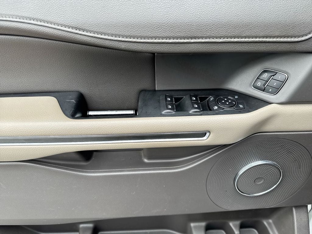 2020 Ford Expedition Max XLT