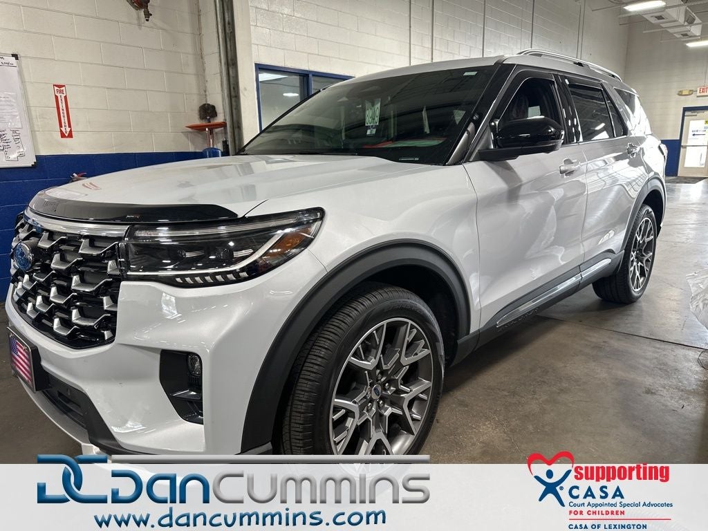 2025 Ford Explorer Platinum