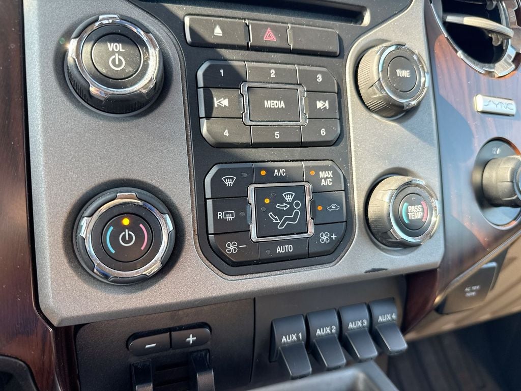 2015 Ford F-350SD Lariat