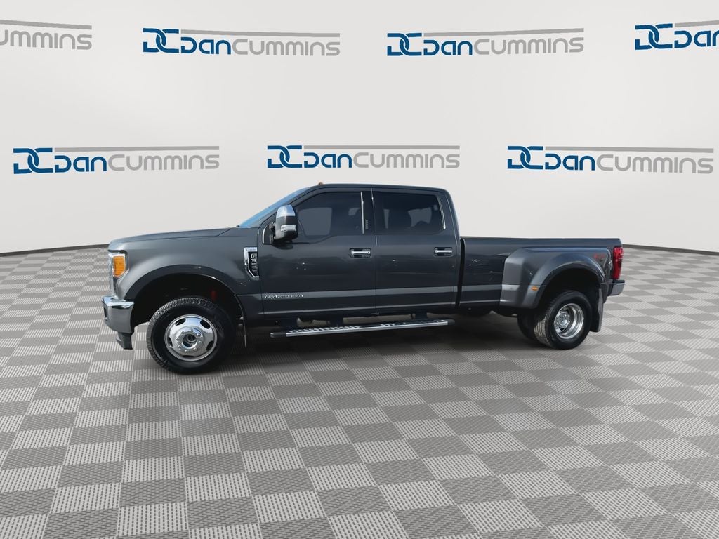 2017 Ford F-350SD Lariat