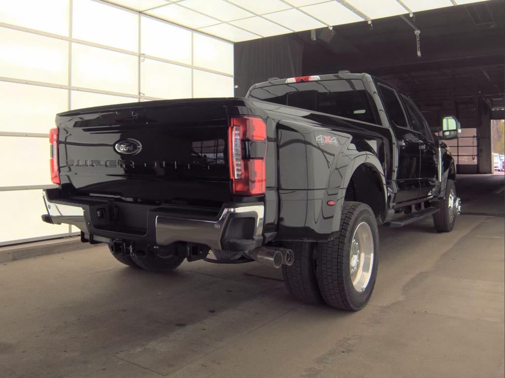 2026 Ford F-450SD Lariat