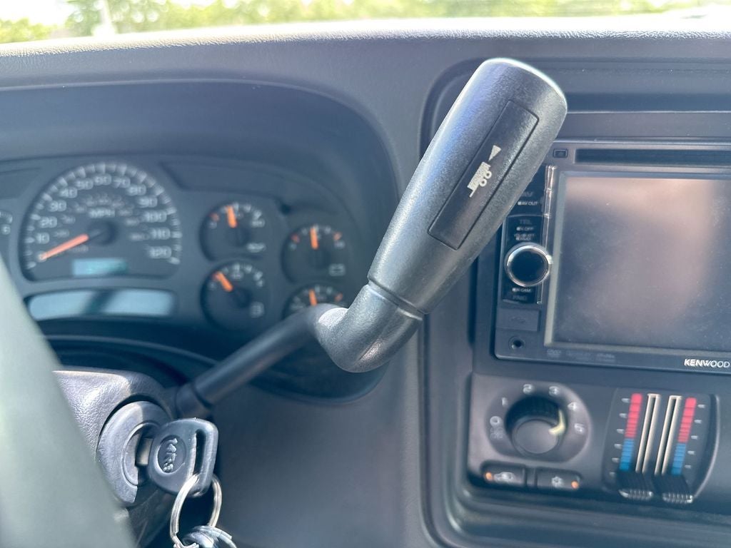 2005 Chevrolet Silverado 2500HD LS