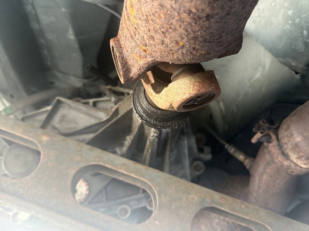 2005 Chevrolet Silverado 2500HD LS
