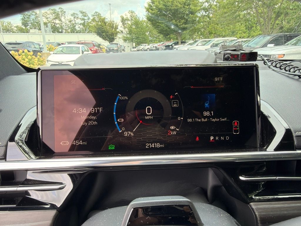 2024 GMC Sierra EV Denali Edition 1