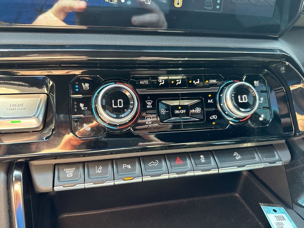 2024 GMC Sierra 2500HD AT4