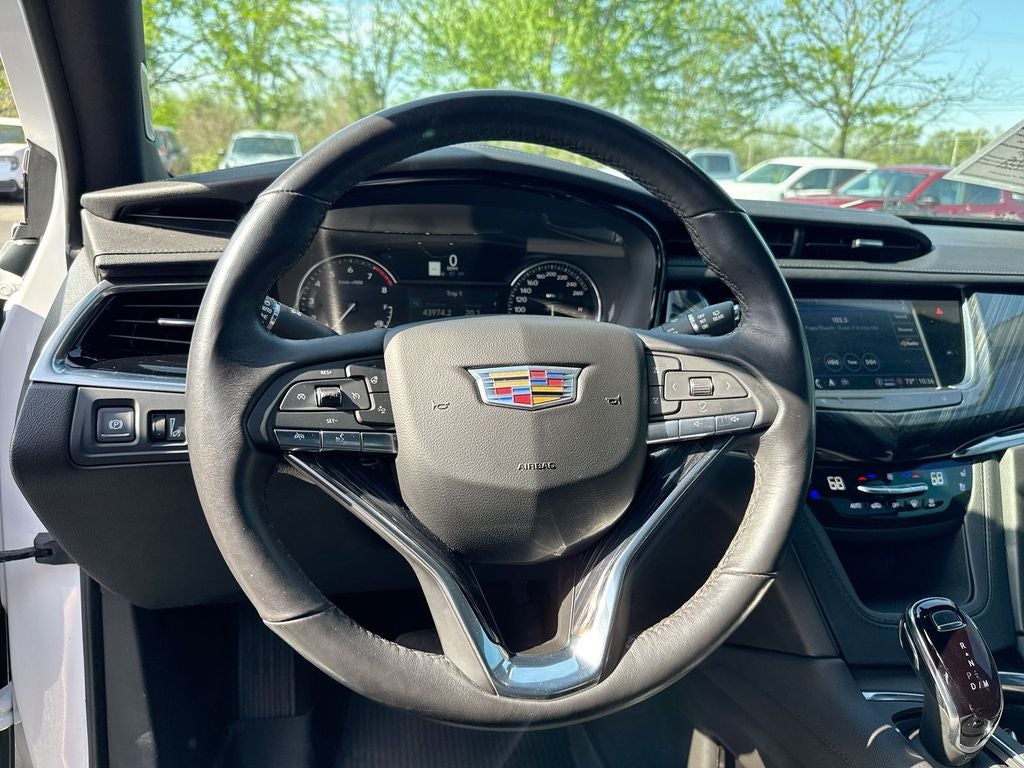 2023 Cadillac XT6 Premium Luxury