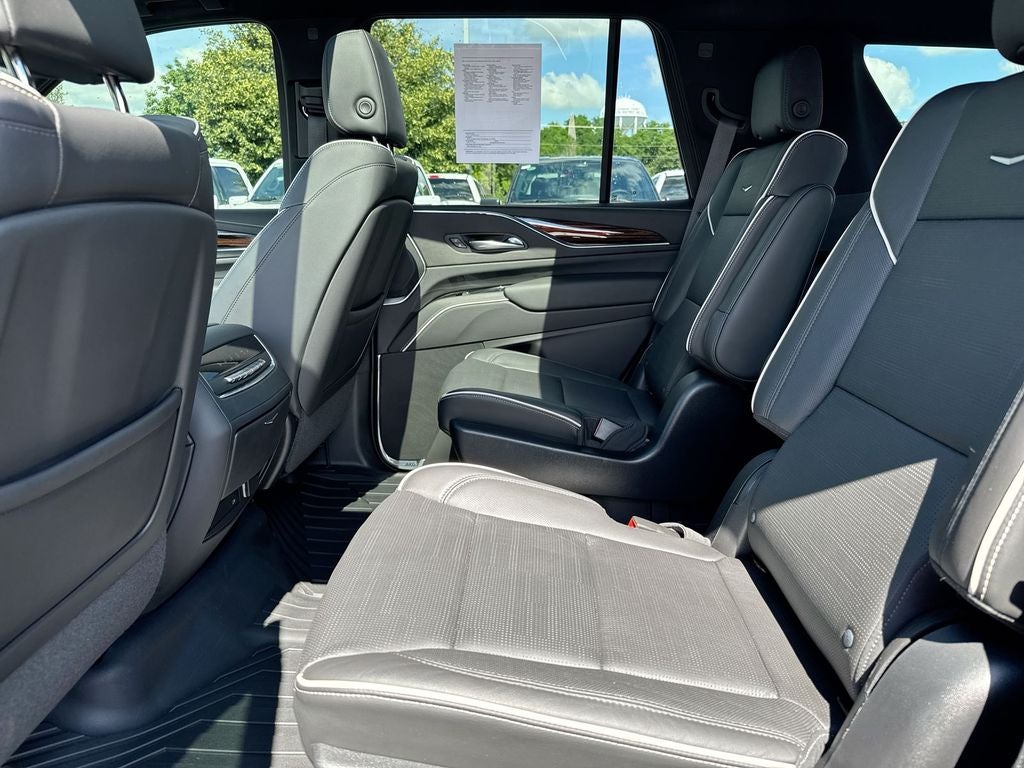 2022 Cadillac Escalade Premium Luxury
