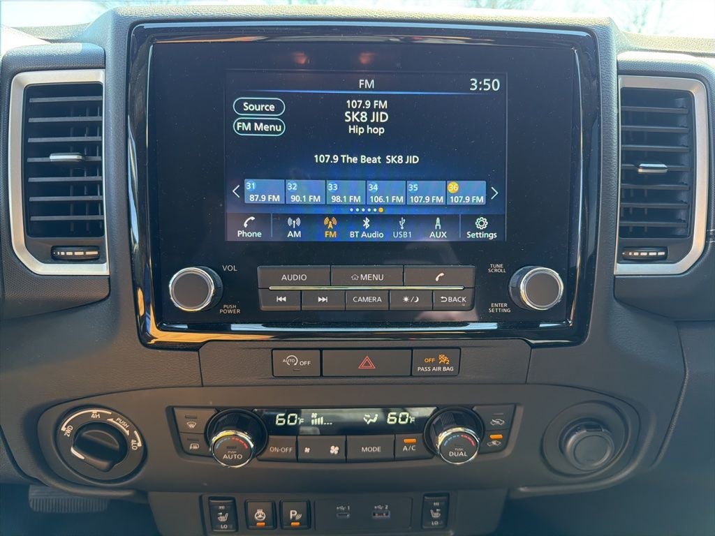 2024 Nissan Frontier SV