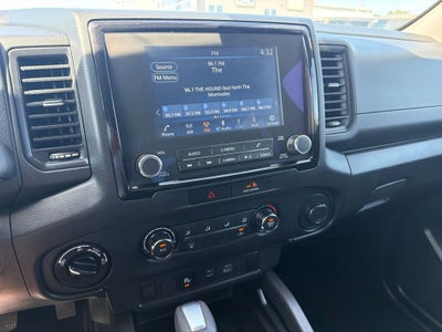 2022 Nissan Frontier S
