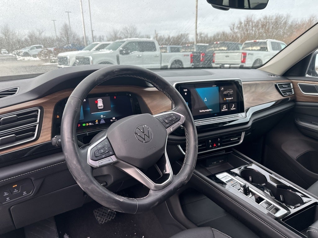 2024 Volkswagen Atlas 2.0T SE w/Technology