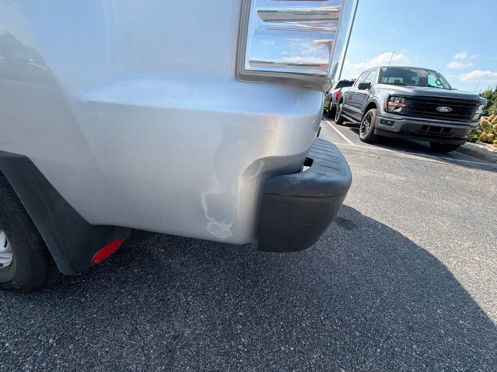 2007 Mitsubishi Raider LS