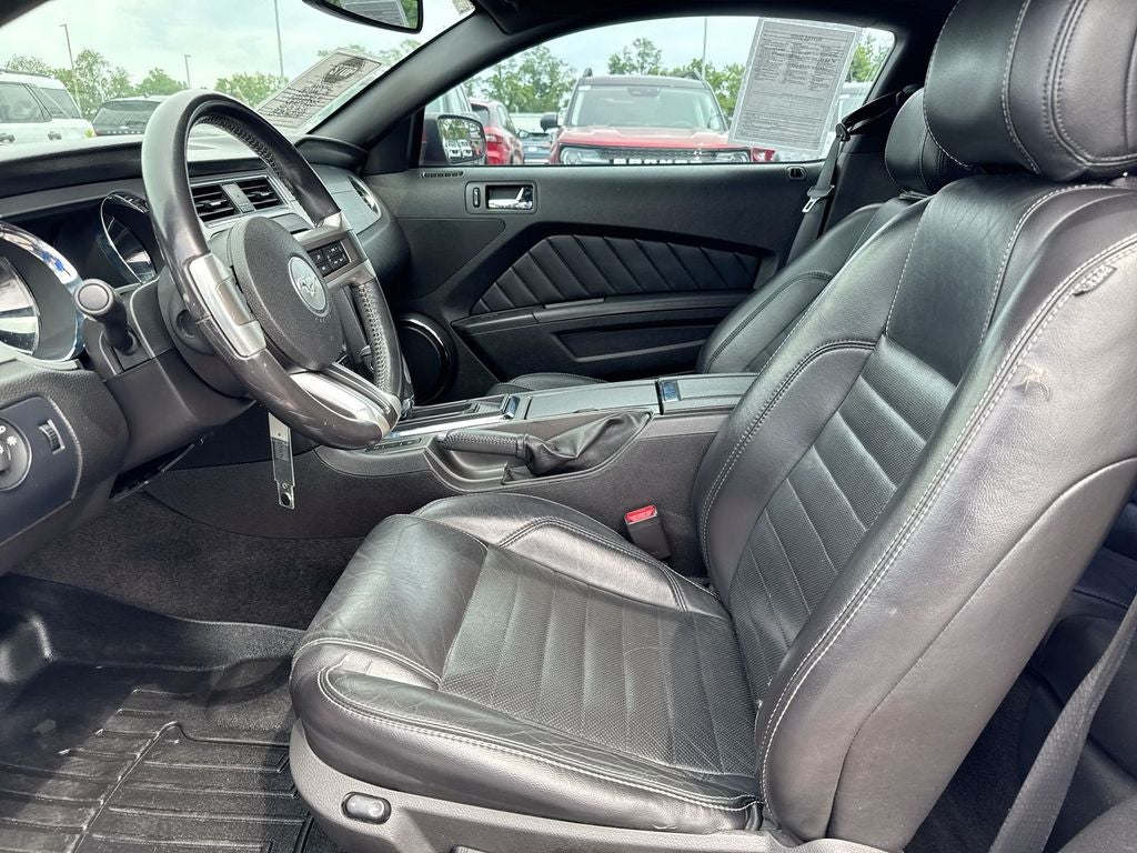2013 Ford Mustang V6 Premium