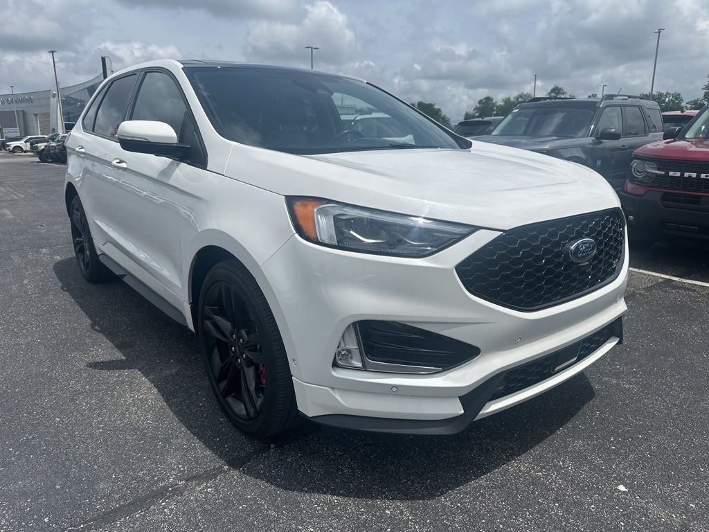 2020 Ford Edge ST