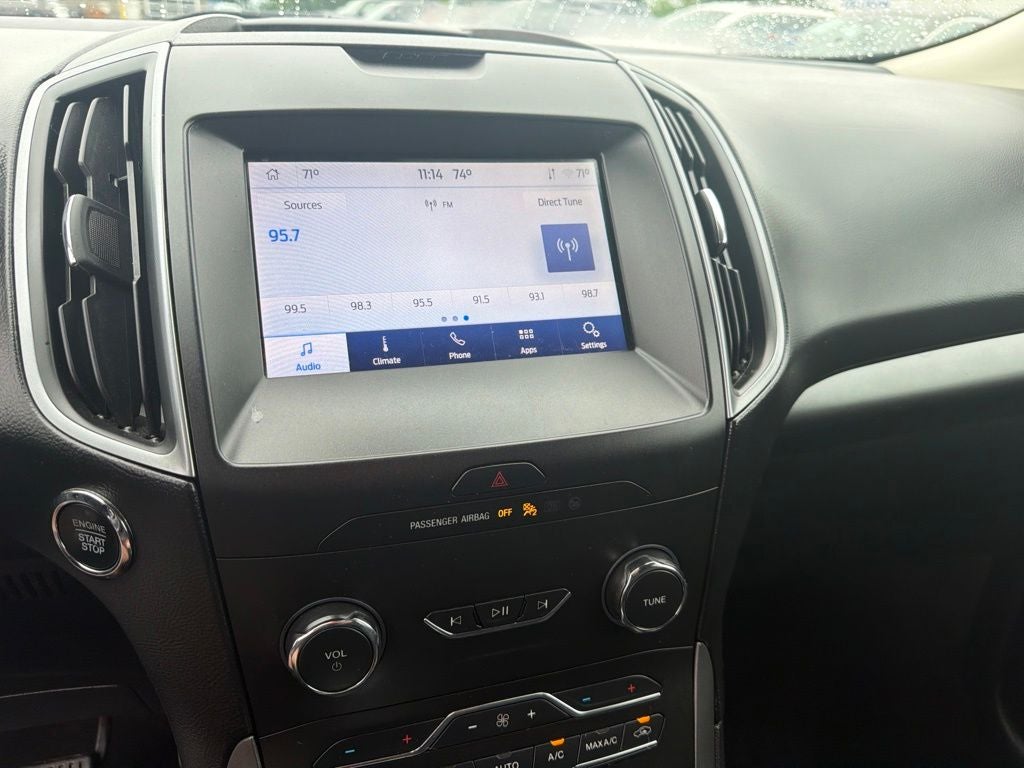 2020 Ford Edge SE