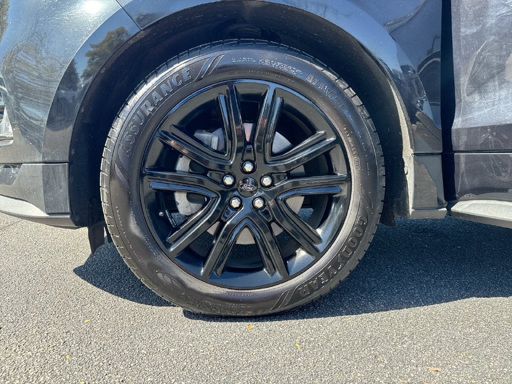 2022 Ford Edge ST Line