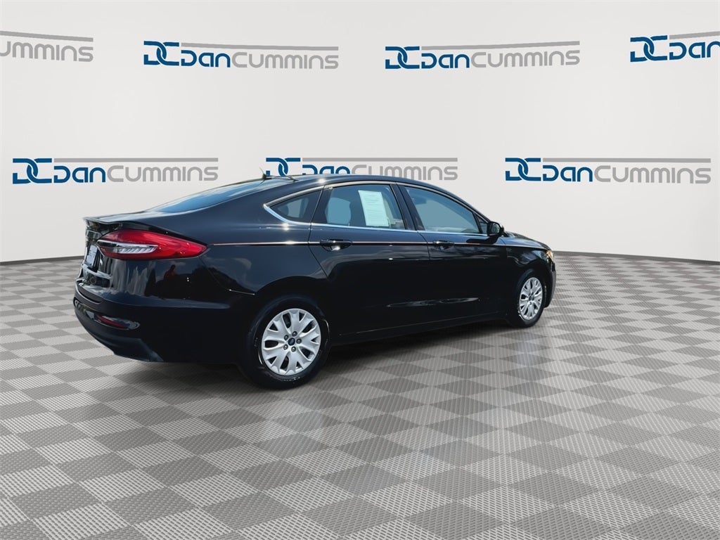 2019 Ford Fusion S