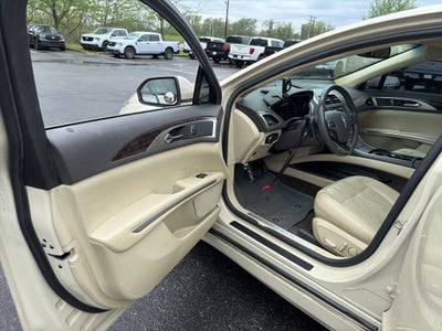 2014 Lincoln MKZ Base