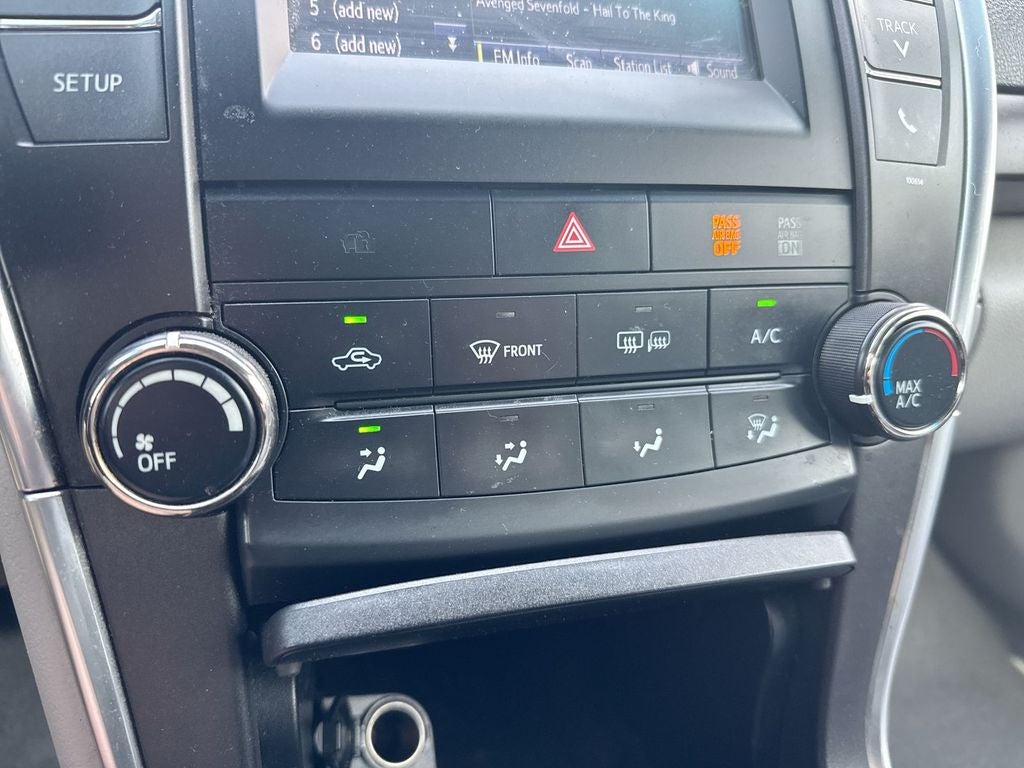 2017 Toyota Camry LE