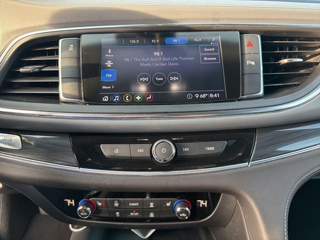 2021 Buick Enclave Essence