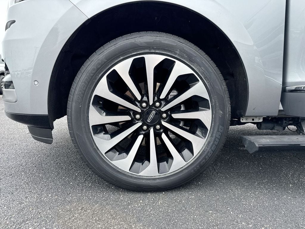2023 Lincoln Navigator L Reserve