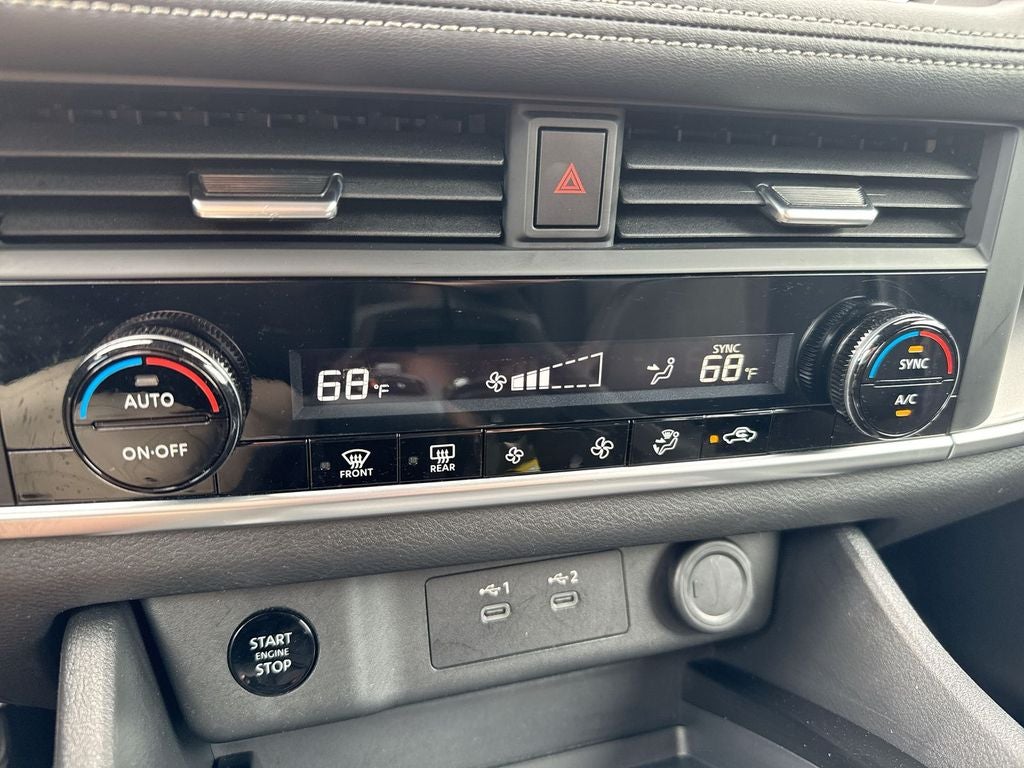 2025 Nissan Rogue SV