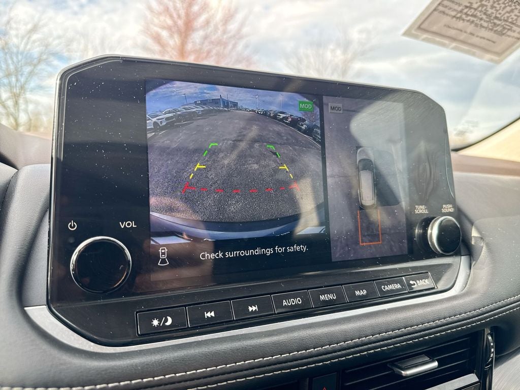 2023 Nissan Rogue SL