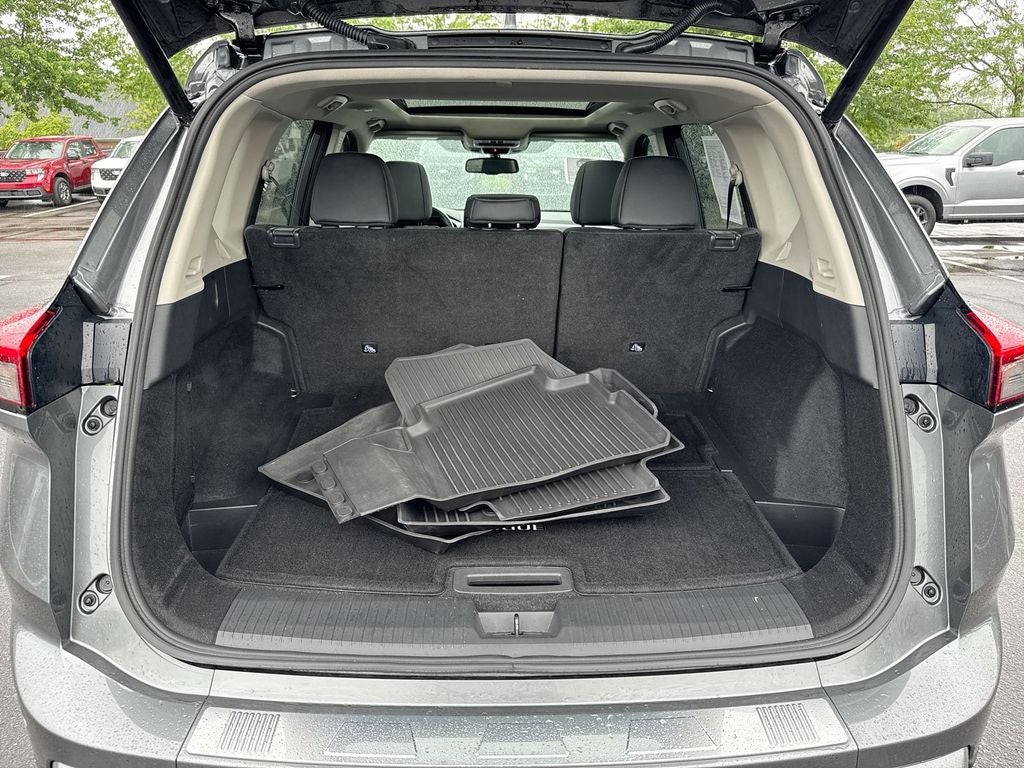 2024 Nissan Rogue SL
