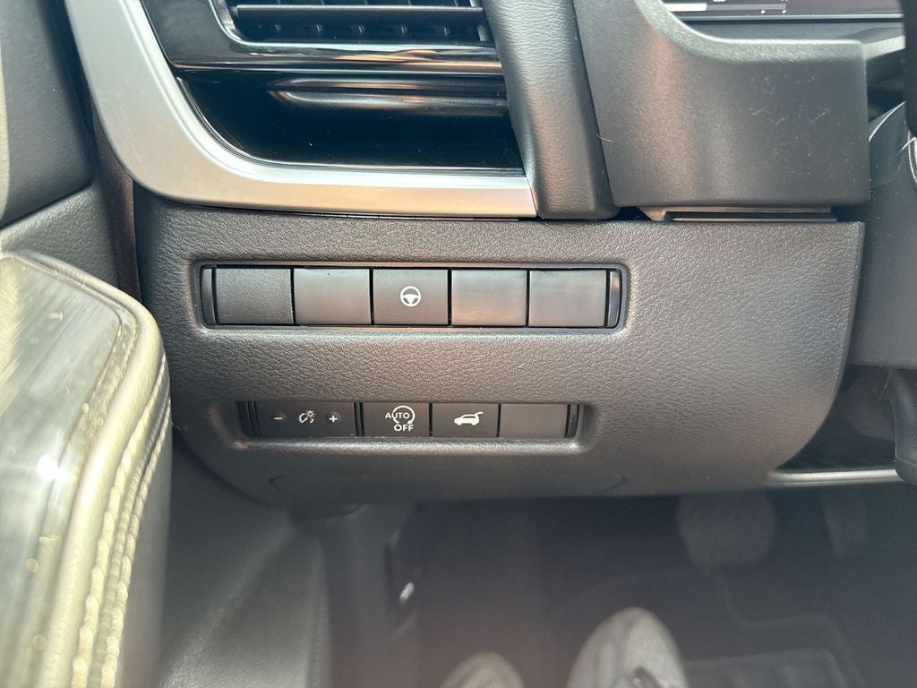 2024 Nissan Rogue SL