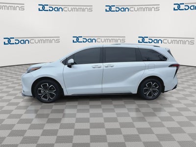 2025 Toyota Sienna Platinum