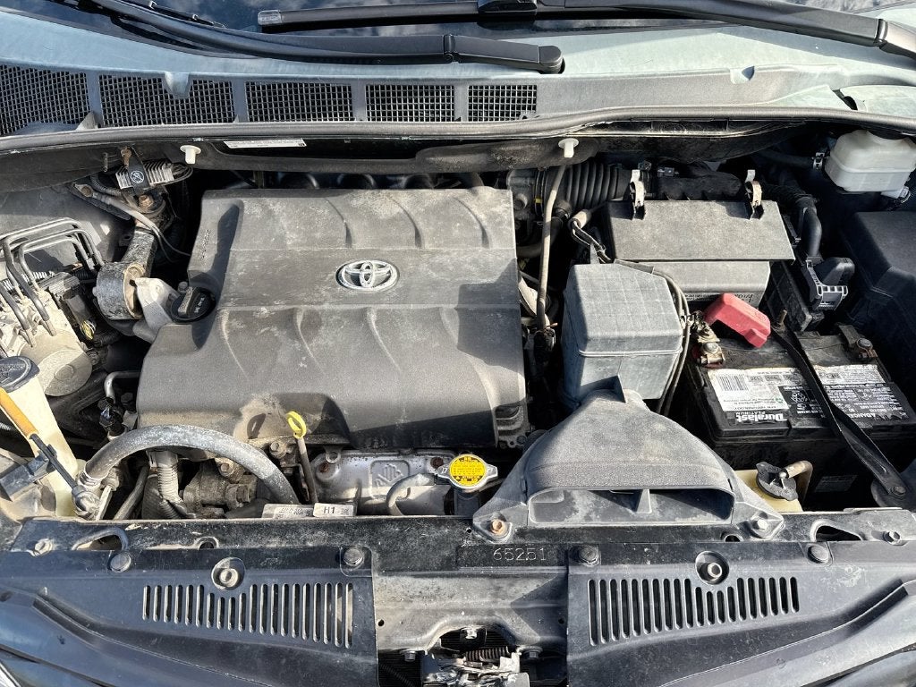 2014 Toyota Sienna LE