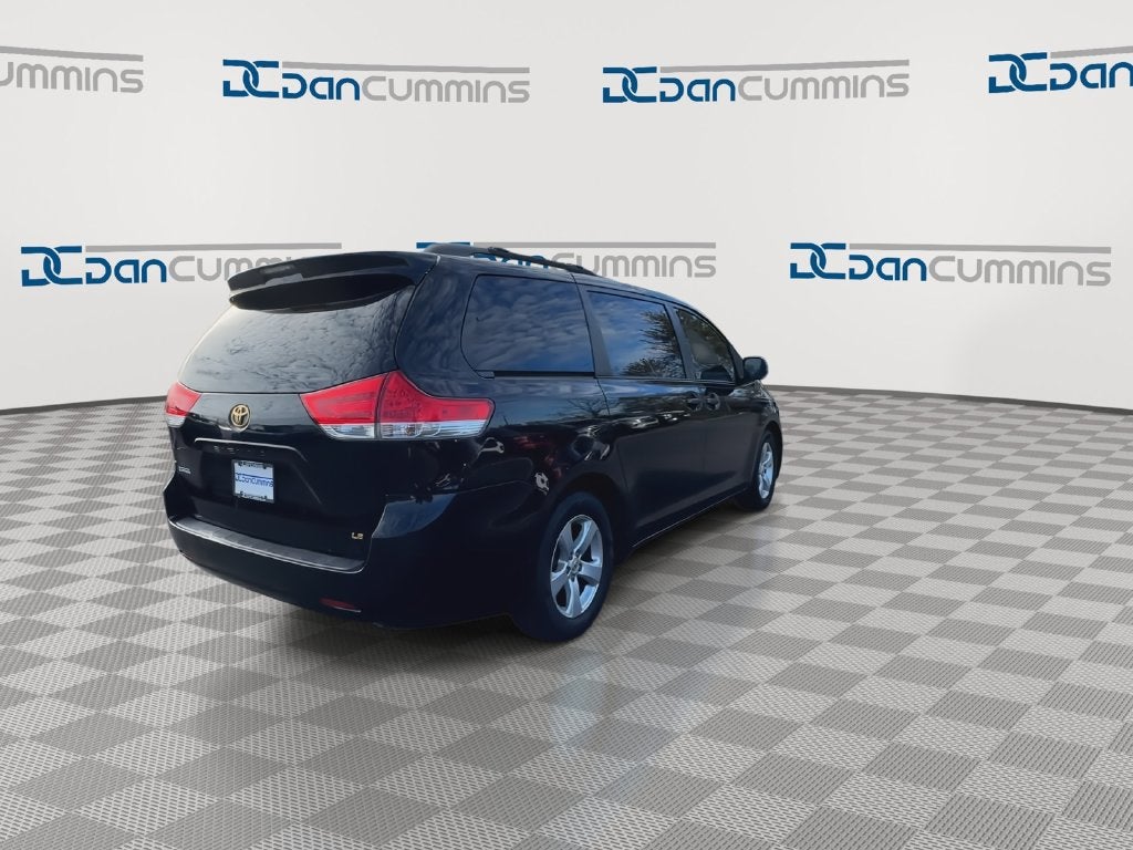 2014 Toyota Sienna LE