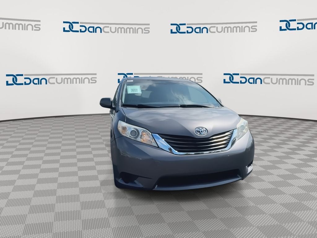 2013 Toyota Sienna LE