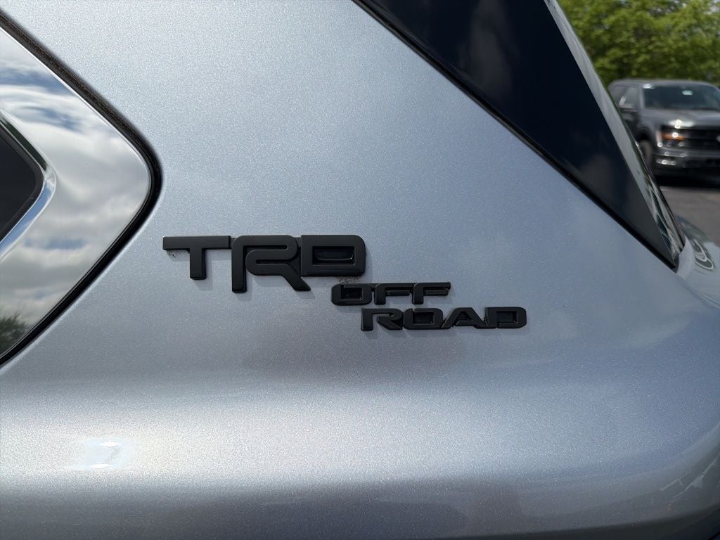 2024 Toyota Sequoia SR5