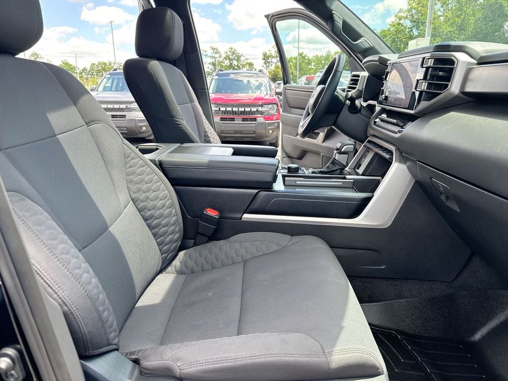 2025 Toyota Sequoia SR5