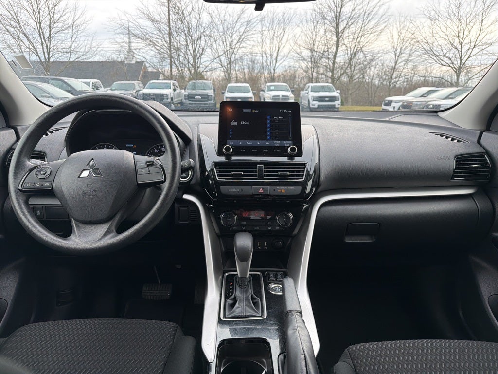 2024 Mitsubishi Eclipse Cross LE