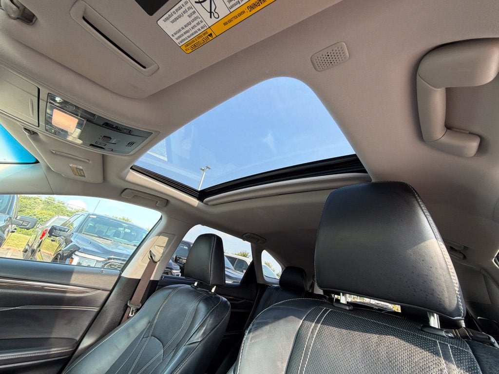 2018 Lexus RX 450hL Luxury