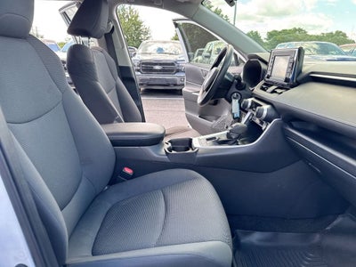 2019 Toyota RAV4 LE