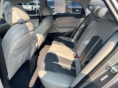 2017 Hyundai Sonata Hybrid SE
