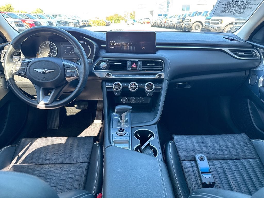 2022 Genesis G70 2.0T