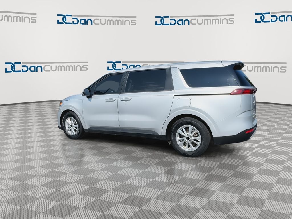 2022 Kia Carnival LXS