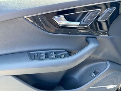 2019 Audi Q7 55 Premium Plus