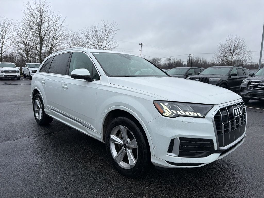 2024 Audi Q7 45 Premium Plus