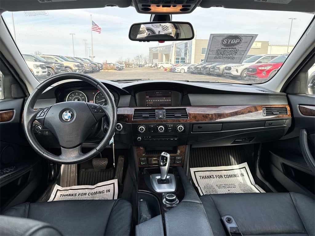 2010 BMW 5 Series 528i