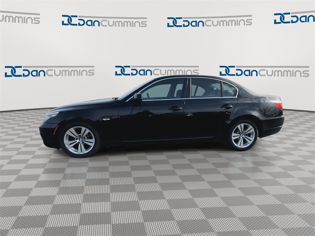 2010 BMW 5 Series 528i